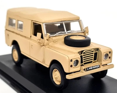 Atlas 1/43 - Land Rover Defender Sand Diecast Scale Model Car - Image 1 of 4