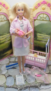 Happy Family Barbie / Midge - Ärztin mit Baby und Zubehör Mattel Vintage - Bild 1 von 6