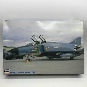 Hasegawa RF-4EJ Recon Phantom 1/72 Scale Aircraft Plastic Model Kit - Picture 1 of 12
