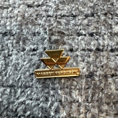 Massey Ferguson Tractor Agricultura Logo Solapa Pin Tie Tack Clip NUEVO Foto 1 de 4
