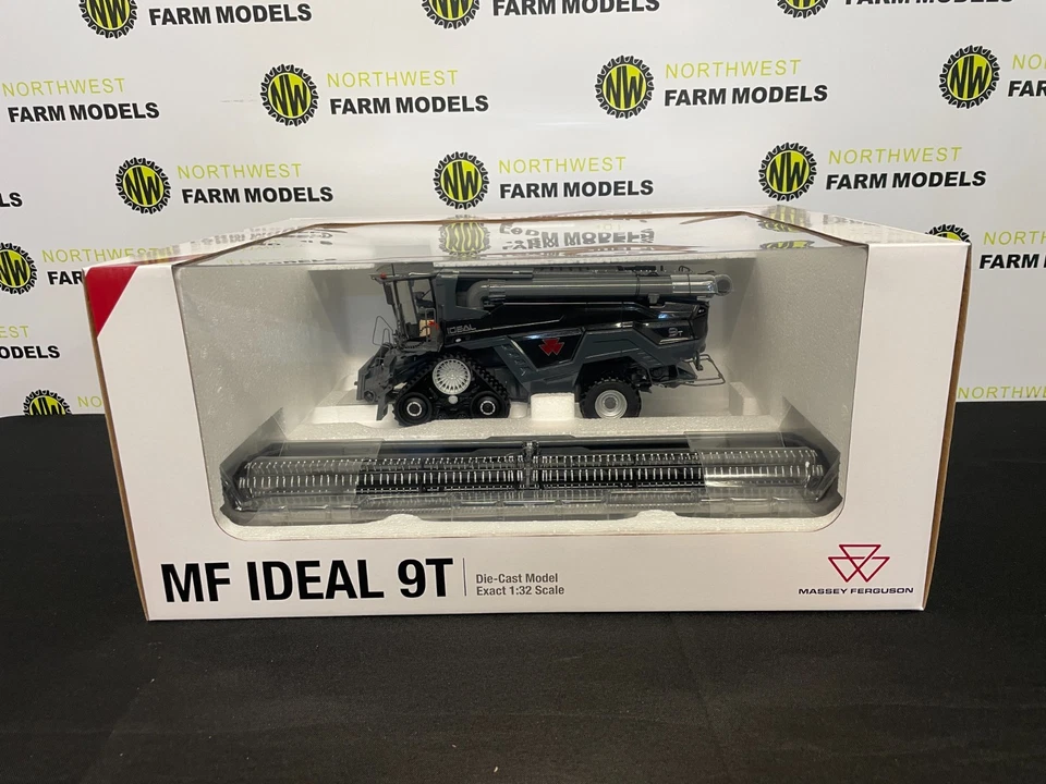 UNIVERSAL HOBBIES 6623 1:32 SCALE MASSEY FERGUSON IDEAL 9T COMBINE HARVESTER - Image 1 of 4