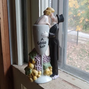 1890s SCHAFER VATER "A GOOD SIP" KISSING COUPLE GERMAN PORCELAIN LIQUOR FLASK - Picture 1 of 7