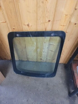 乘客背玻璃固定 4 孔适用于 98-14 福特 E150 范 436540 — 第 1/2 张图片