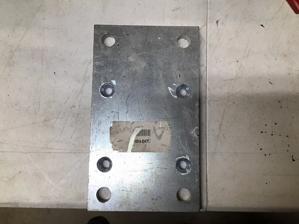 Placa de montaje en pared Cordem Golo para cabrestante 12-15 RPNT y RMO Foto 1 de 1