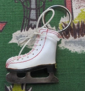 Vintage large white 70's style ice skate keychain - Picture 1 of 4