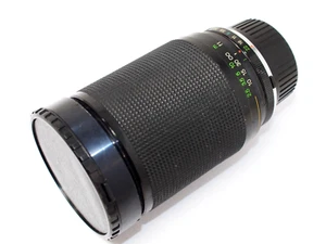 Vivitar MC Macro Focusing Zoom 28-200mm 1:3.5-5.3 (Olympus OM mount) - Picture 1 of 5