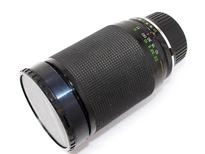 Vivitar MC Macro Focusing Zoom 28-200mm 1:3.5-5.3 (Olympus OM mount) - Image 1 of 4