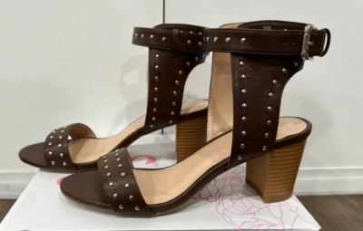 JOURNEE COLLECTION коричневый ремешок на пятке лодыжке с заклепками круглый носок пряжка 7,5 - Изображение 1 из 4