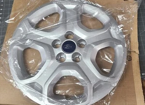 2017-2019 FORD ESCAPE WHEEL COVER GENUIE OEM PART GJ5Z-1130-A - Picture 1 of 2