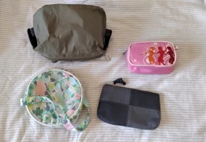 Four vintage cosmetic bags, different styles - Picture 1 of 6