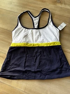 Women’s Swimsuit Top - Picture 1 of 4