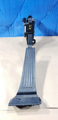 Acelerador de pedal de gasolina Hyundai Sonata 2011-2014 32700-3Q100 OEM Foto 1 de 4