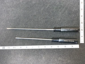 2 sizes vintage Snap On electronics screwdrivers   SSDE68B (11") and SSDE66 (9") - Bild 1 von 8