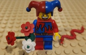 Lego Court JESTER Minifig w/Red & Blue Hat - Castle Kingdoms Minifigure 7079