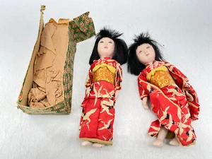 Par de muñecas vintage japonesas de porcelana niña de 10" de largo en caja antigua con kimono - Imagen 1 de 11