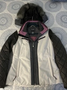 Killtec Woman’s Winter Jacket Size 6 EUC WHITE Grey Quilted Sleeve - Picture 1 of 6