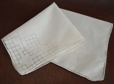 VINTAGE HANKY 1930s GEOMETRIC PUNCHWORK DESIGNS ON ONE CORNER COTTON SWEET - Image 1 of 3