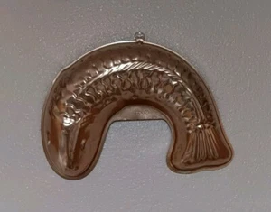 Vtg Salmon Fish Shaped Gelatin Mold 5 1/2 Cup Copper Tone Metal Mold Cottage - Picture 1 of 8