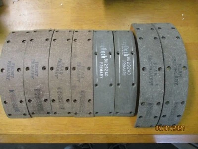 REVESTIMIENTOS DE FRENOS 1942 - 1950 OLDSMOBILE & PONTIAC Series 68 y 76, parte 2006-292 Foto 1 de 4