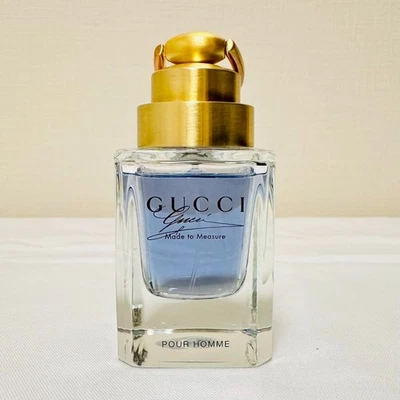 Gucci Hecho a Medida por Gucci Pour Homme 1.6 OZ/50 M Eau De Toilette Spray Foto 1 de 4