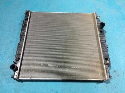 05 06 07 Conjunto de radiador Ford Super Duty diésel 6,0 L usado como se muestra Foto 1 de 4