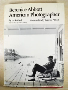 Berenice Abbott: American Photographer - Hardcover - 1985 - Picture 1 of 5