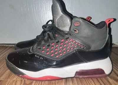 Size 9.5 - Jordan Maxin 200 Black Gym Red - Image 1 of 4