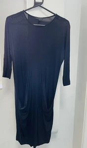 COS langes Kleid mit vorderen Taschen Größe XS SCHWARZ Essential Kleiderschrank - Bild 1 von 4