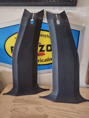 CHEVELLE MALIBU 1973-1977 INTERIOR PILAR CUBIERTAS JUEGO INFERIOR INTERIOR BONITO 4 PUERTAS Foto 1 de 3