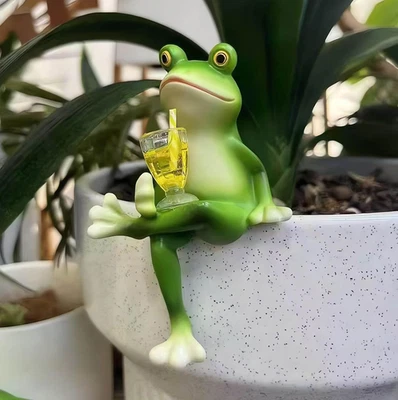 Miniature Frog Garden Statue Flower Pot Hanger Ornament, Funny Frog Figurines Pl - Image 1 of 4