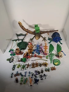 Vintage 1998 Lot of Disney/Pixar's A Bug's Life Toys 30 Mini 4 Normal 1 Playset - Bild 1 von 5
