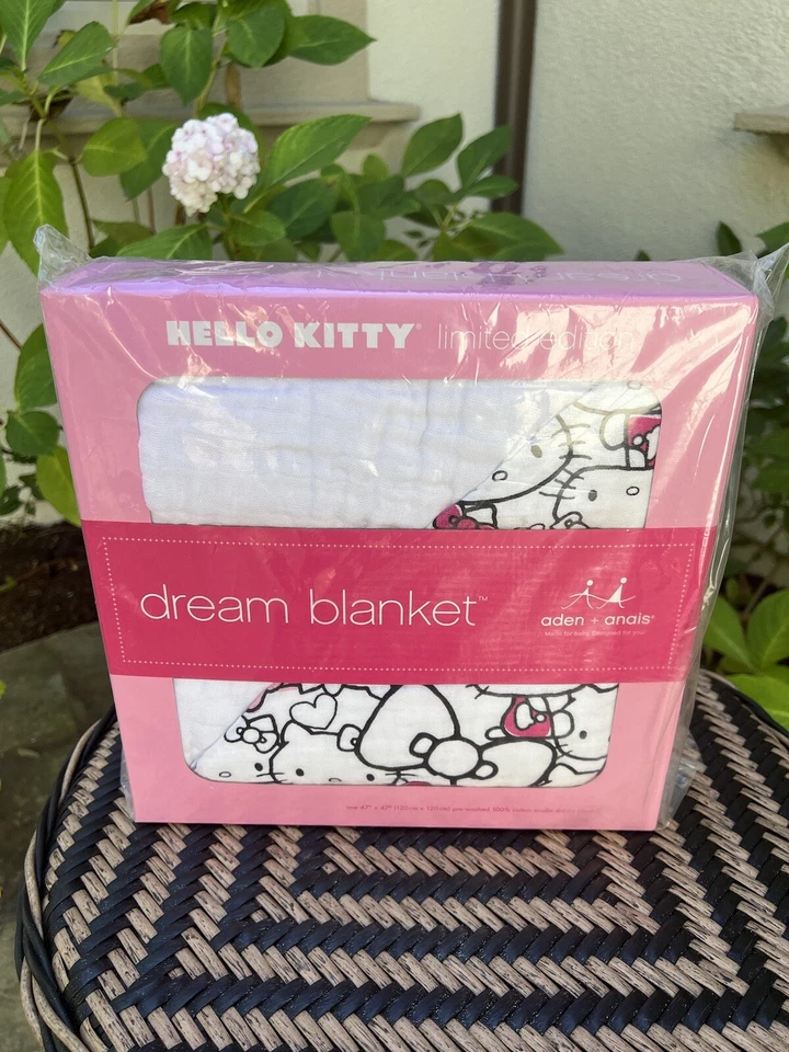 Manta Hello Kitty Aden + Anais Dream 4 capas algodón muselina 47" x 47" NUEVA Foto 1 de 4