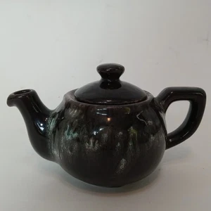Vintage Royal Canadian Art Pottery Teapot Dripless Dark Brown Glaze One Cup - Picture 1 of 14