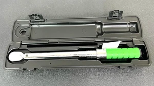 New Snap-on™ 3/8" drive  Torque Wrench QE2R100G Green 20-100 ft lb - Picture 1 of 4