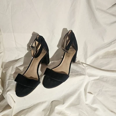 Sandalia Madewell Regina Negra Gamuza Tacón Bloque Hebilla Talla US 8 Correa para el Tobillo Foto 1 de 4