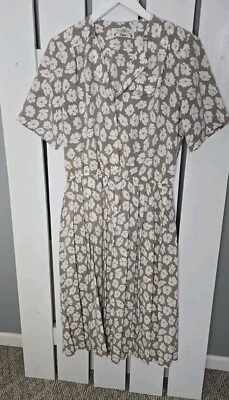 Vintage Orvis Womens Pleated Tan Floral Print Button Collared Midi L House Dress - Image 1 of 4