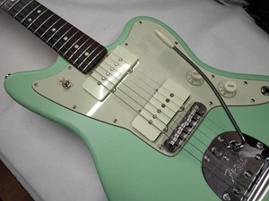 FENDER JUNIOR COLL JAZZMASTER RW Electric Guitar - Picture 1 of 8