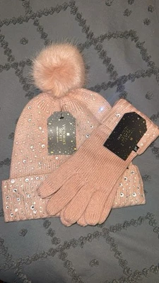 NUEVO Victoria's Secret 2 piezas conjunto de sombrero/guante de invierno con estrás navideño pompón Foto 1 de 4