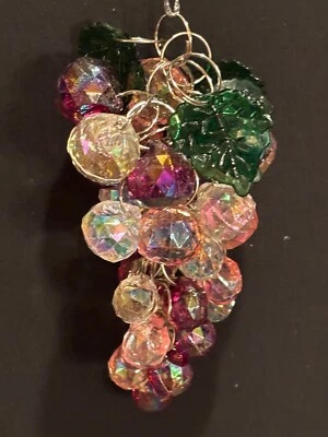 Enfeite de Natal aglomerado de uvas acrílico roxo rosa 4"" - Imagem 1 de 4