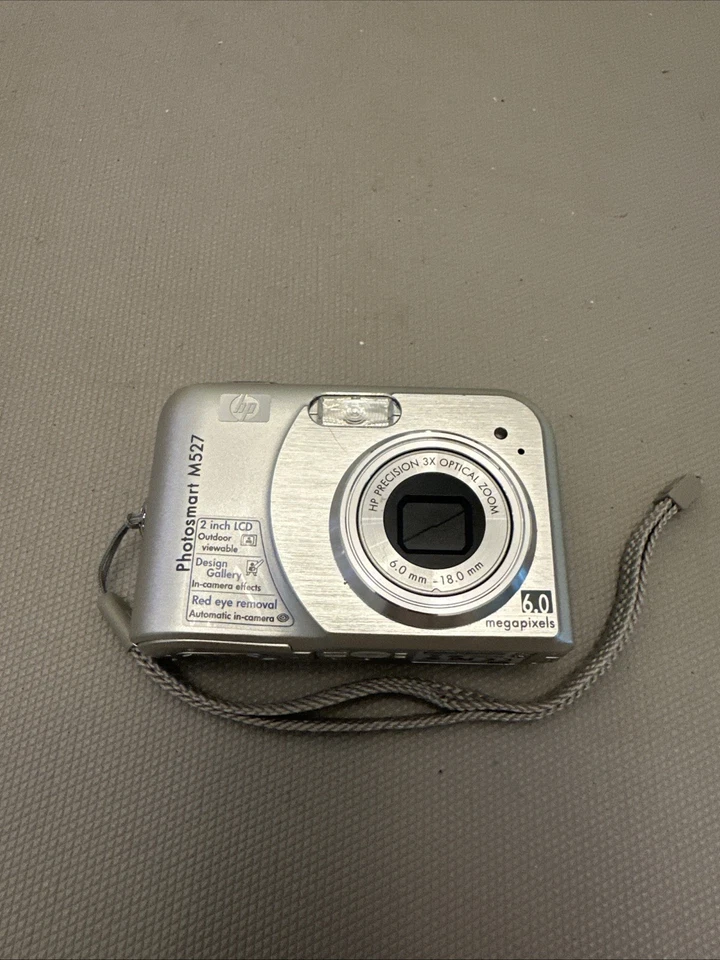 Cámara digital HP Photosmart M527 *Leer Foto 1 de 4
