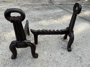 Vtg Harper Keyhole Cast Iron Andirons Fire Dogs For Fireplace - Picture 1 of 16