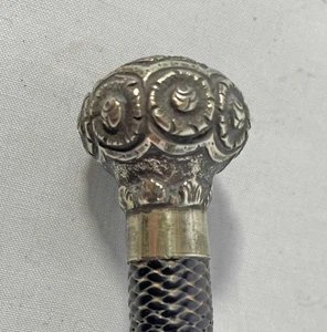 STUNNING ANTIQUE RIDING WHIP / CROP with ORNATE TOP  fox hunting whip / crop h - Picture 1 of 16