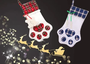 Christmas Gift Bags Plaid XmasTree Ornaments Pet Dog Cat Paw Stocking Socks - Foto 1 di 13