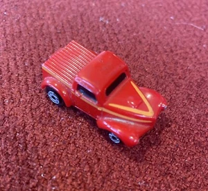 1989 MICRO MACHINES RED 41' WILLY'S MICRO MINI PICKUP TRUCK GALOOB VINTAGE - Picture 1 of 6