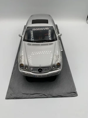Autoart retirado Mercedes Benz CL500 AMG cupé base granito concesionario limitado 1/18 Foto 1 de 4