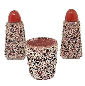 Gravel Art Salt & Pepper Shaker 60s Souvenir Red Lids + Bonus Toothpick Holder - Picture 1 of 12