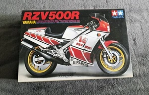TAMIYA YAMAHA RZV500R 1/12 ITEM 14037 NO ITALERI NO PROTAR - Foto 1 di 5
