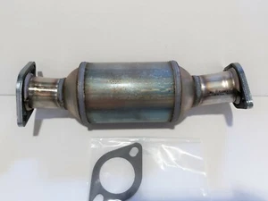 1990 1991 1992 1993 Mazda Miata 1.6L L4 Catalytic Converter - Picture 1 of 2