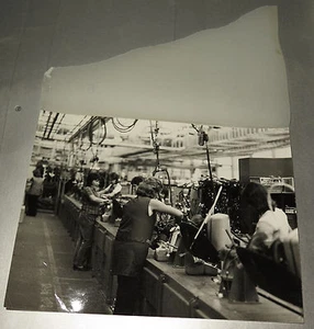 6245:Original Foto,VW Werke Sallzgitter, Fließbandarbeit,Presse Bundesregierung. - Bild 1 von 2