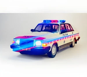 POLICE 1986 Volvo 240 GL POLITIE Norwegian 1:18 CUSTOM Working LIGHTS MINICHAMPS - Picture 1 of 9